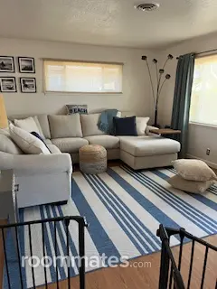 Room for rent in Vacaville, CA $900, house