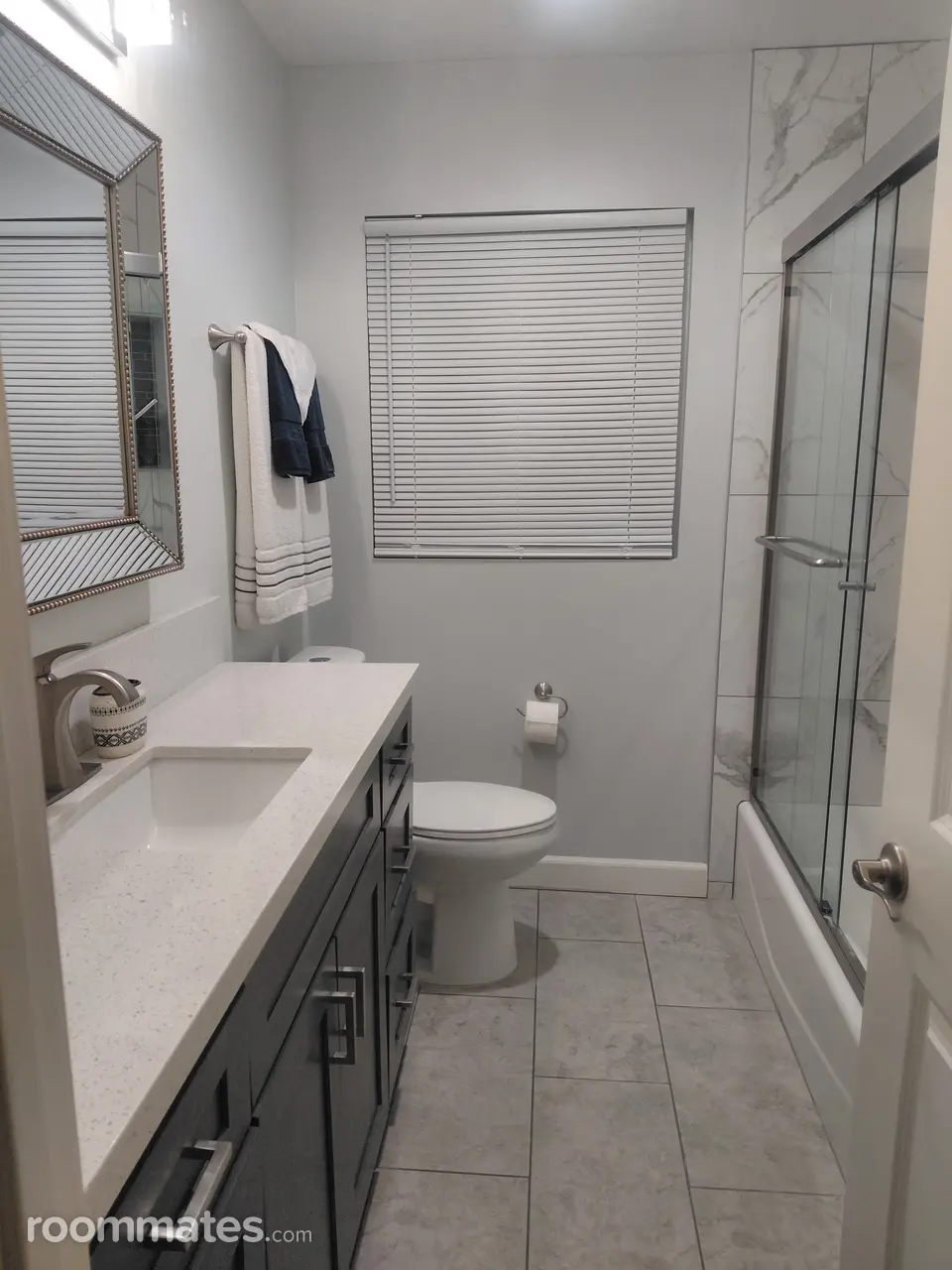 Profile photo 7 of 8