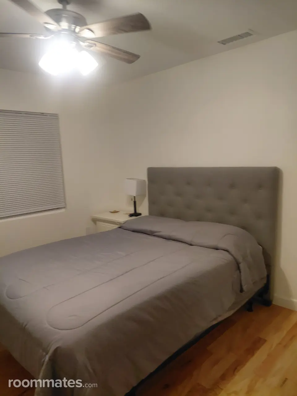 Profile photo 5 of 8