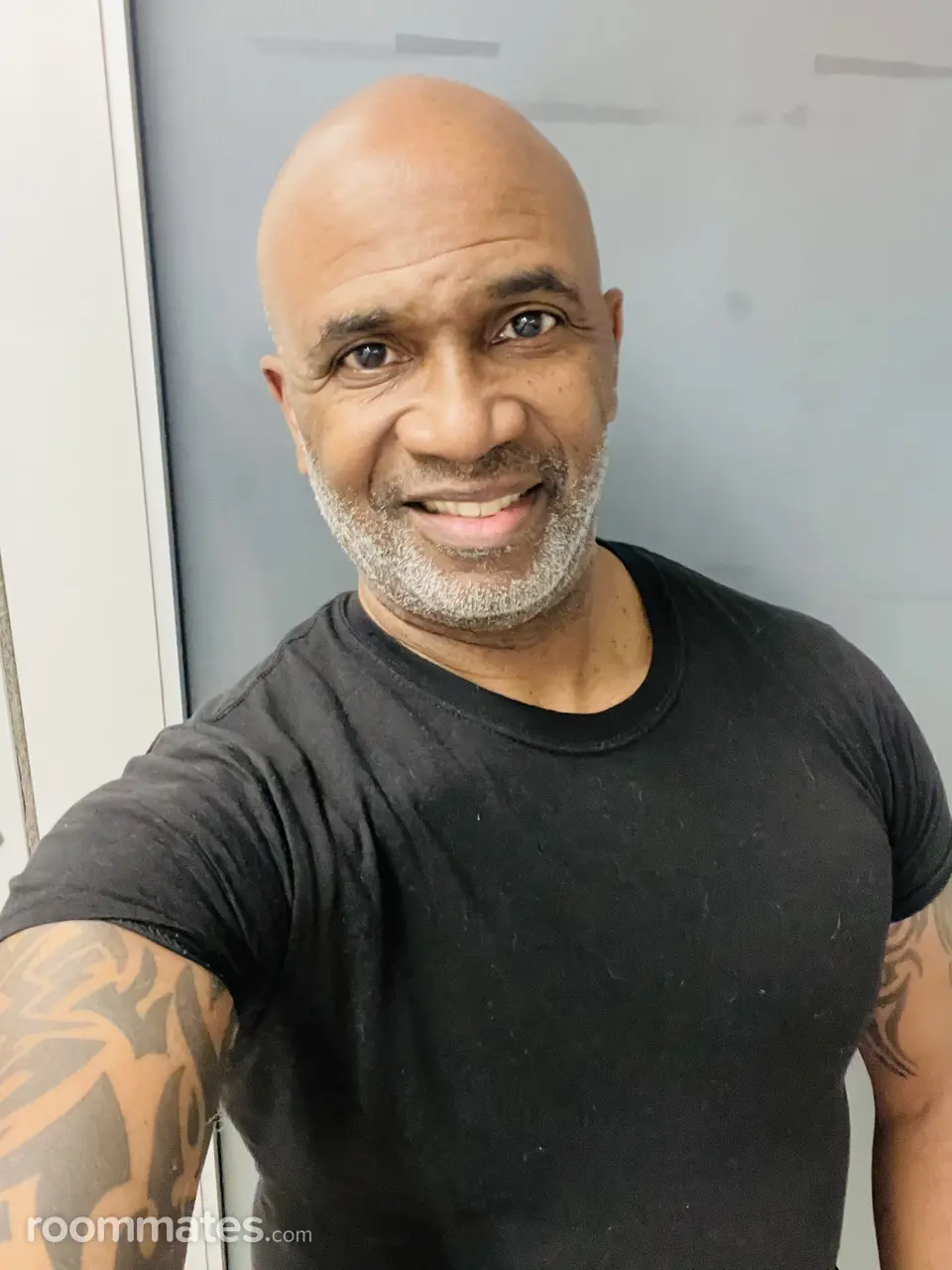 Profile photo 4 of 4