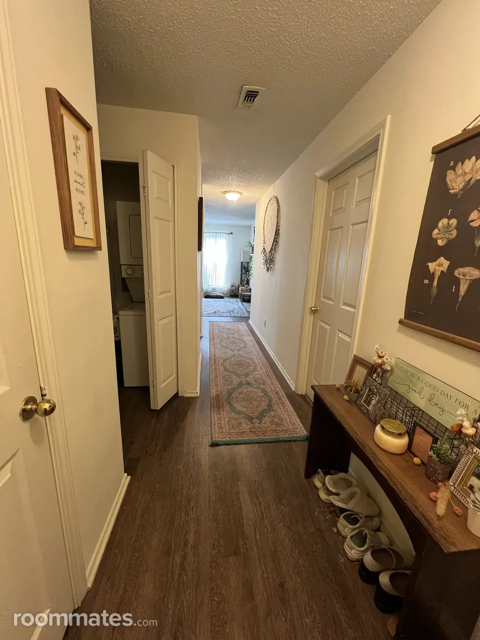 Profile photo 3 of 19