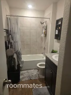 Room for rent in San Antonio, TX $750, house
