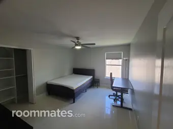 Room for rent in Orlando, FL $900, house