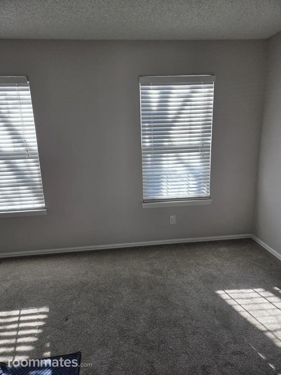 Profile photo 3 of 6