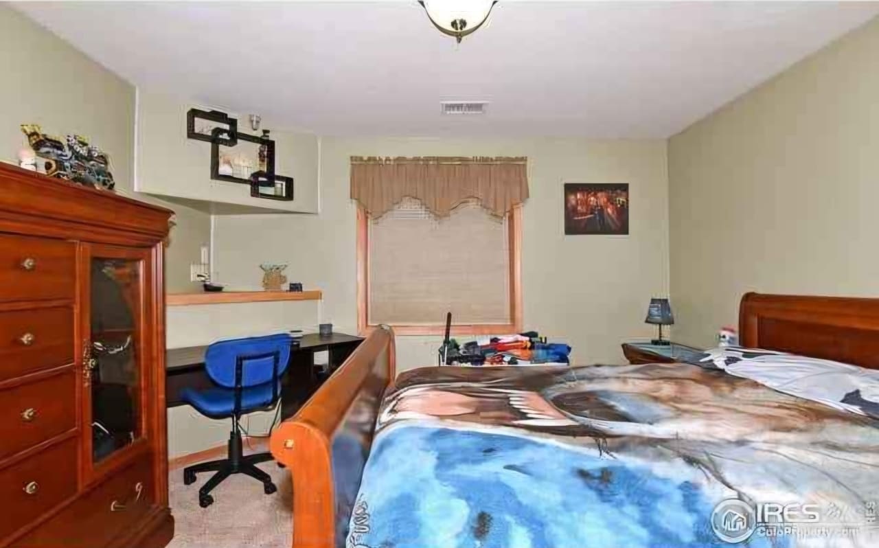 Profile photo 5 of 13