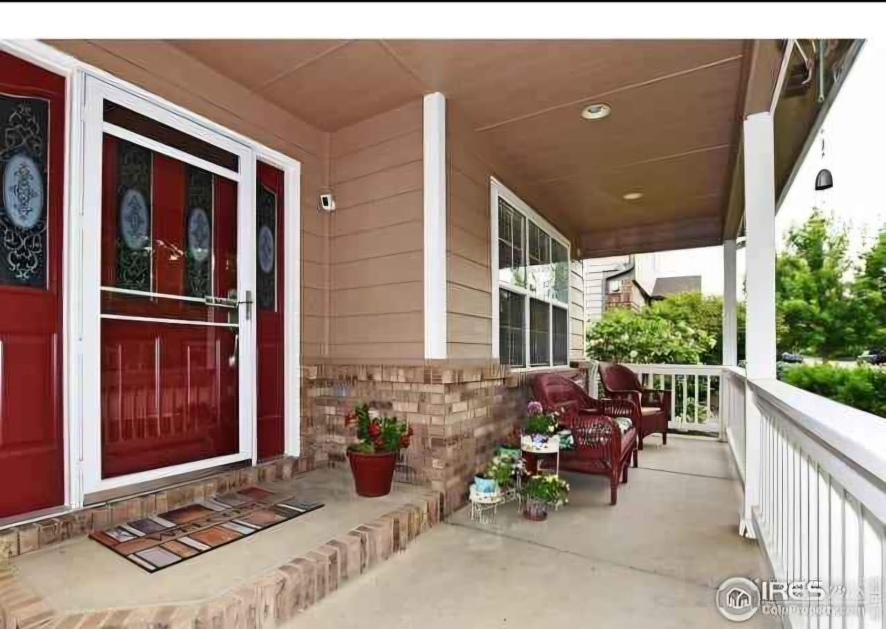 Profile photo 13 of 13