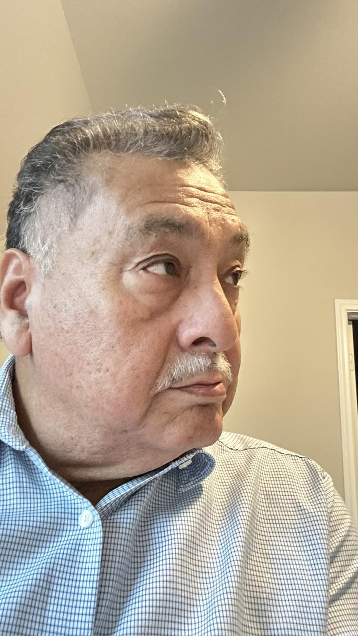 Profile photo 8 of 14