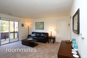 Room for rent in DeKalb, IL $770, apartment