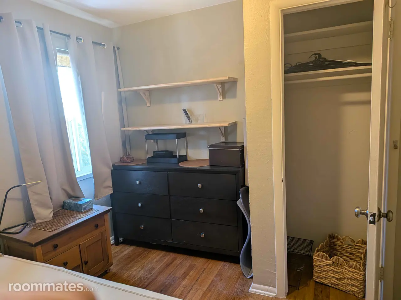 Profile photo 4 of 11