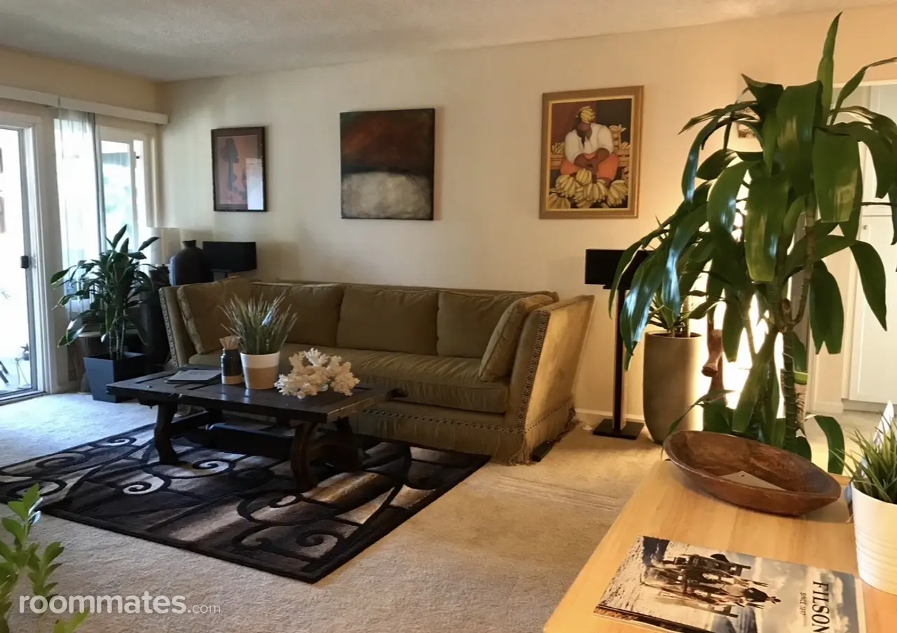 Profile photo 4 of 15