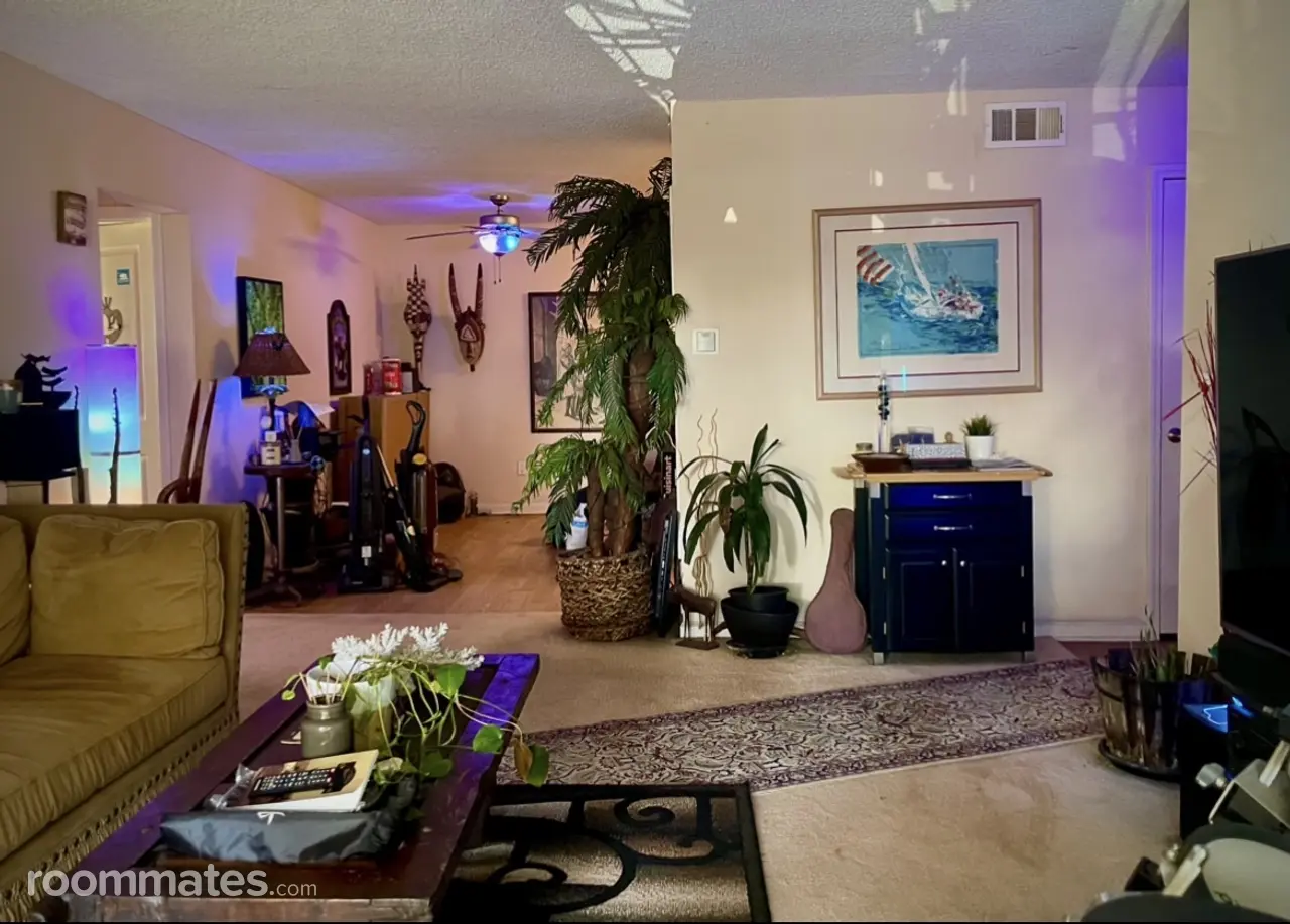 Profile photo 6 of 15