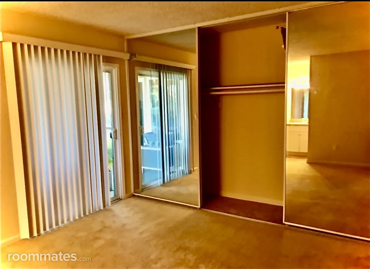 Profile photo 8 of 15