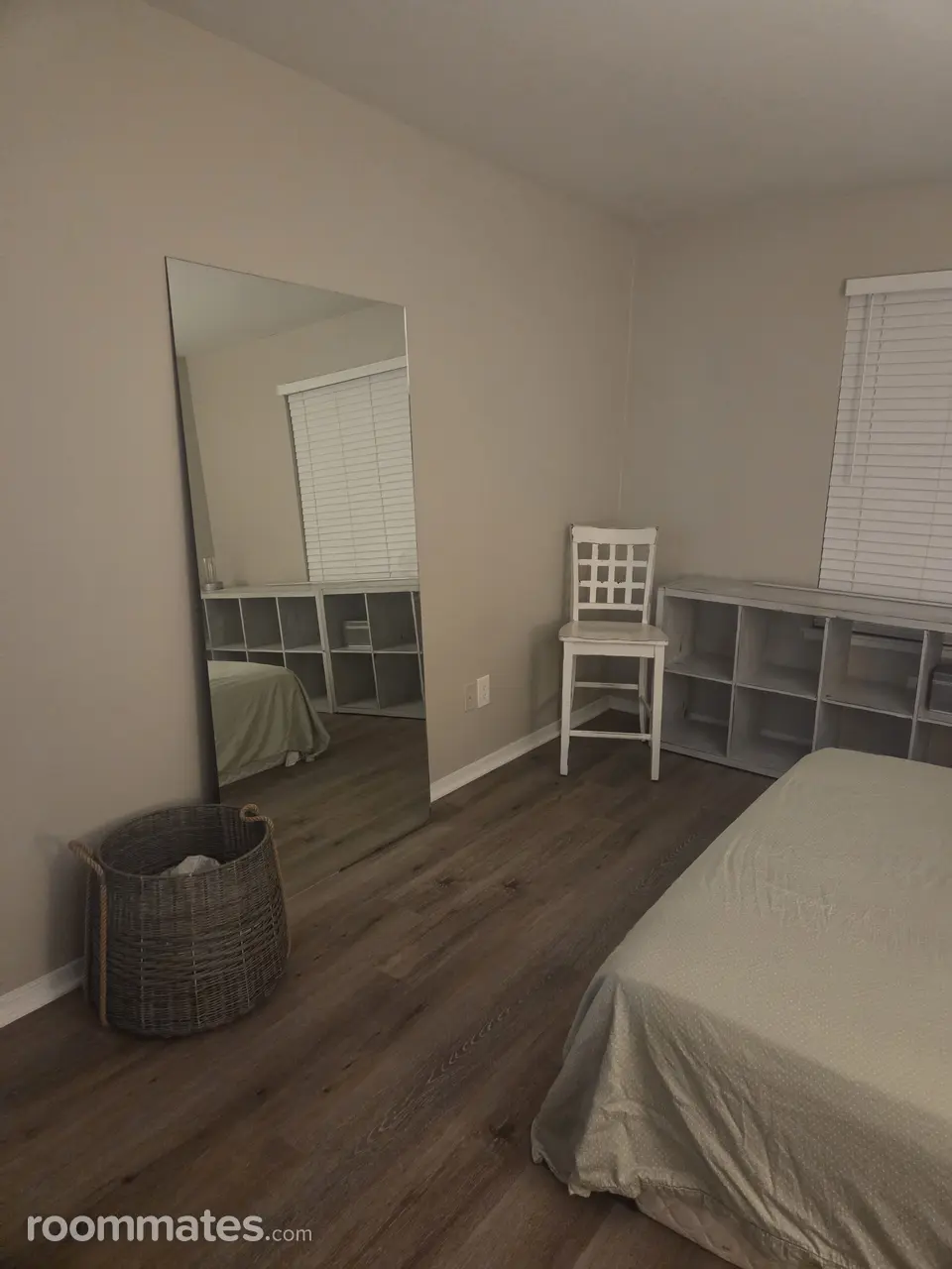 Profile photo 3 of 12