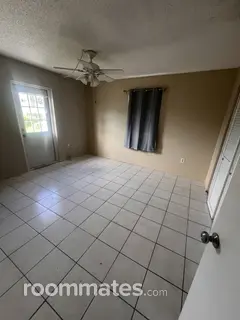 Room for rent in Palmetto, FL $1000, house