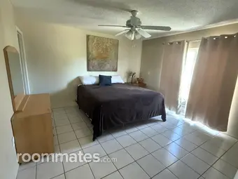Room for rent in Palmetto, FL $1000, house
