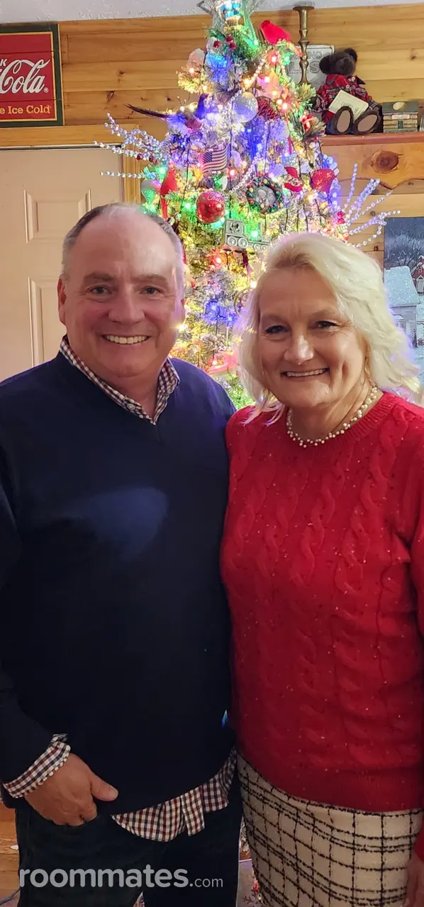 Profile photo 14 of 15