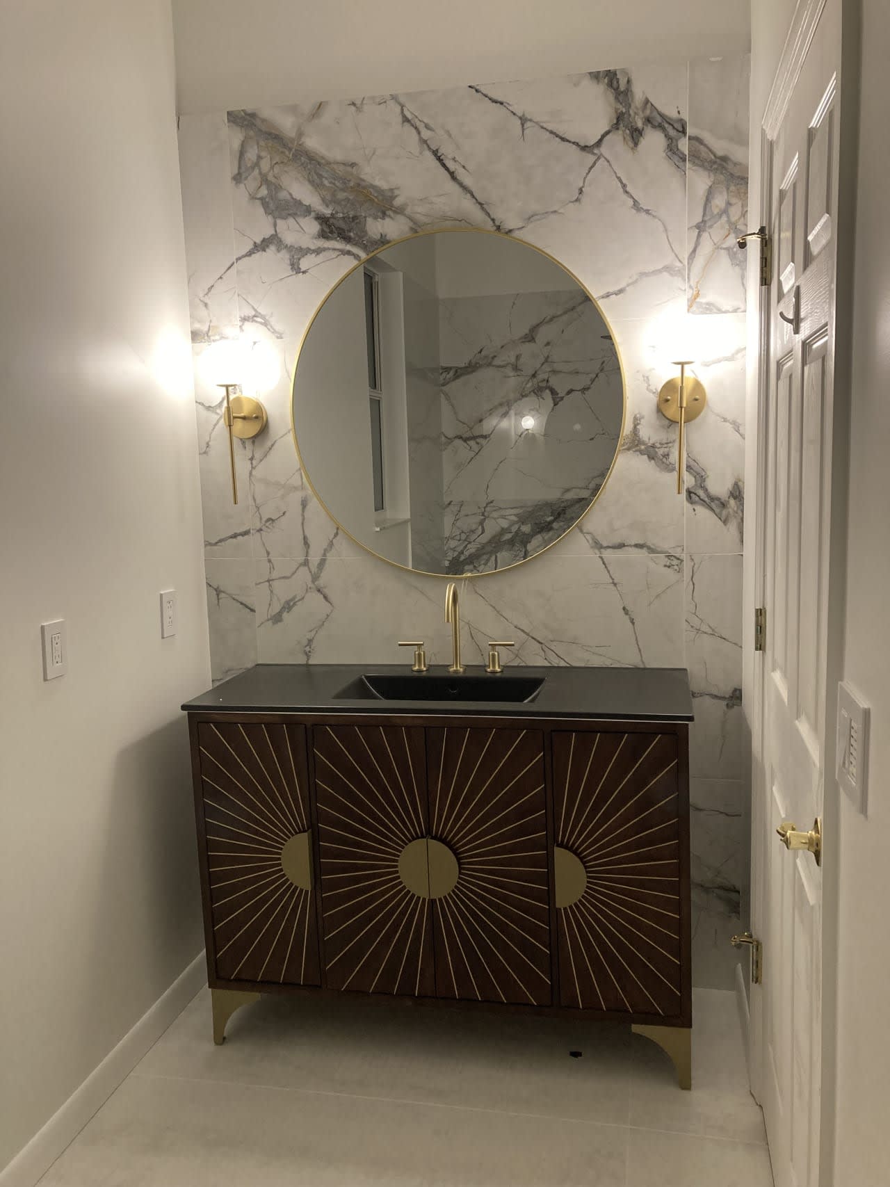 Profile photo 7 of 9