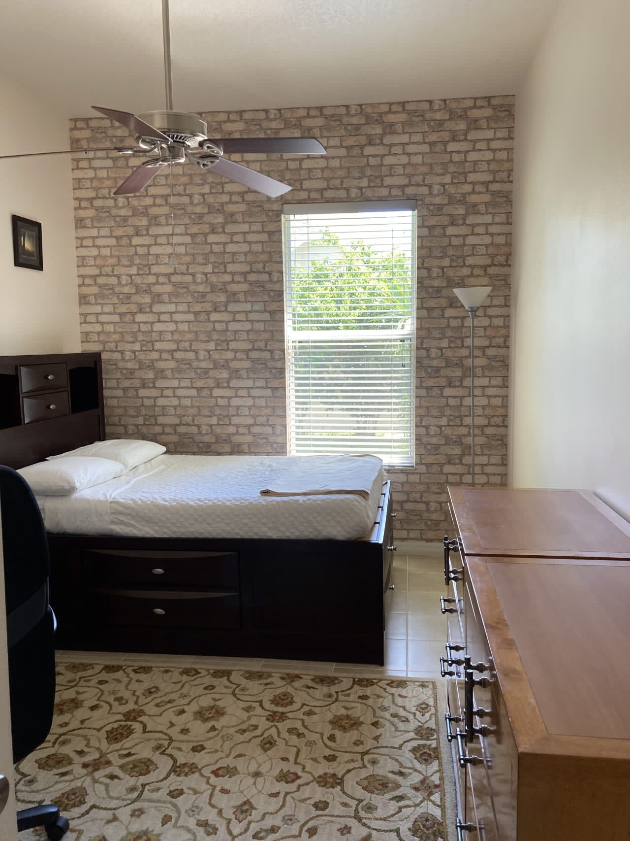 Profile photo 1 of 9