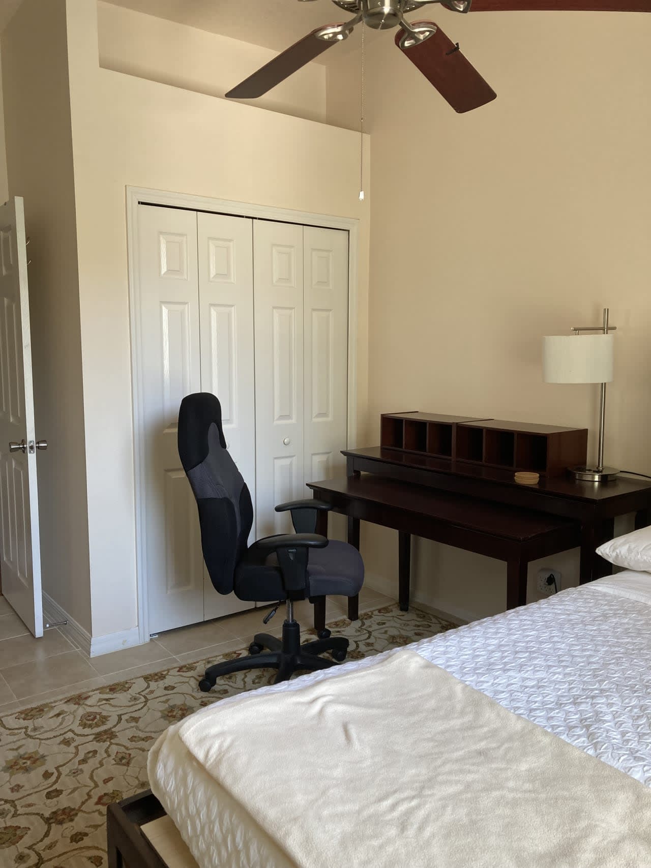 Profile photo 4 of 9