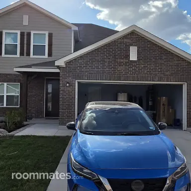 Room for rent in Adkins, TX $900, house