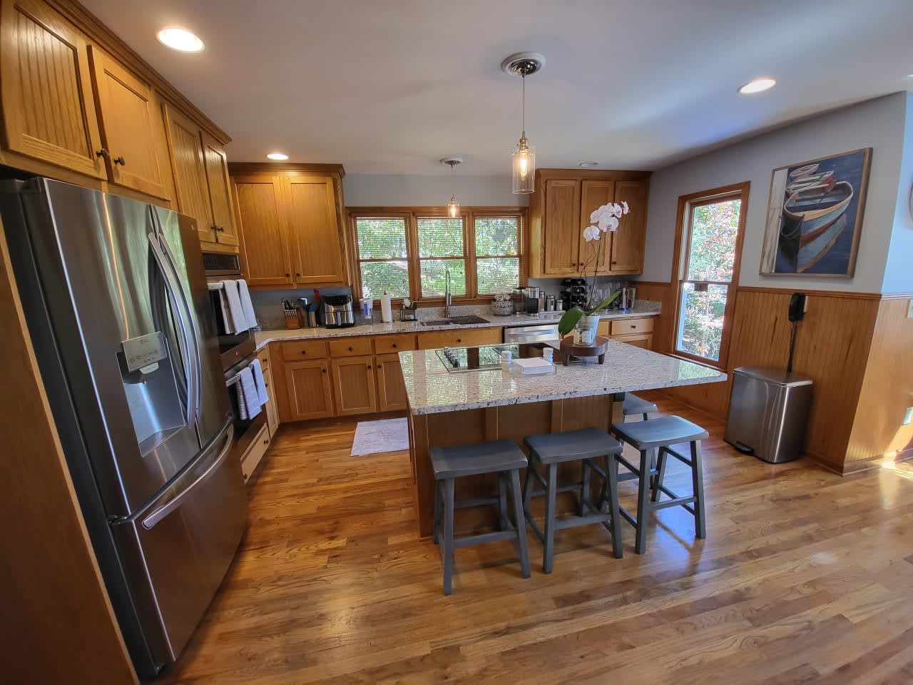 Profile photo 7 of 15