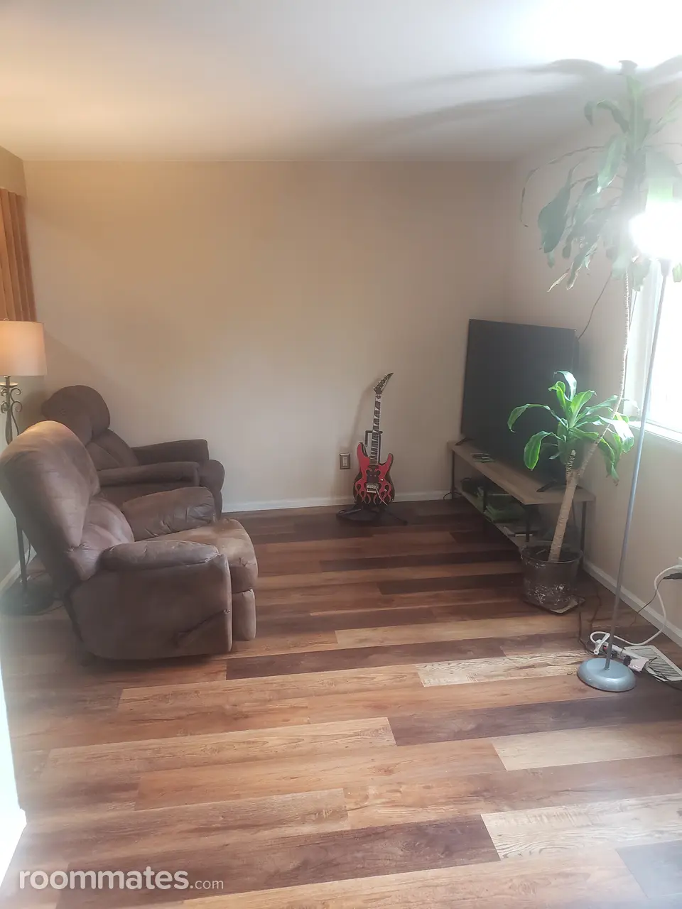 Profile photo 13 of 21