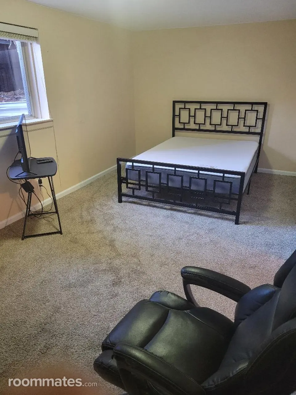 Profile photo 16 of 21