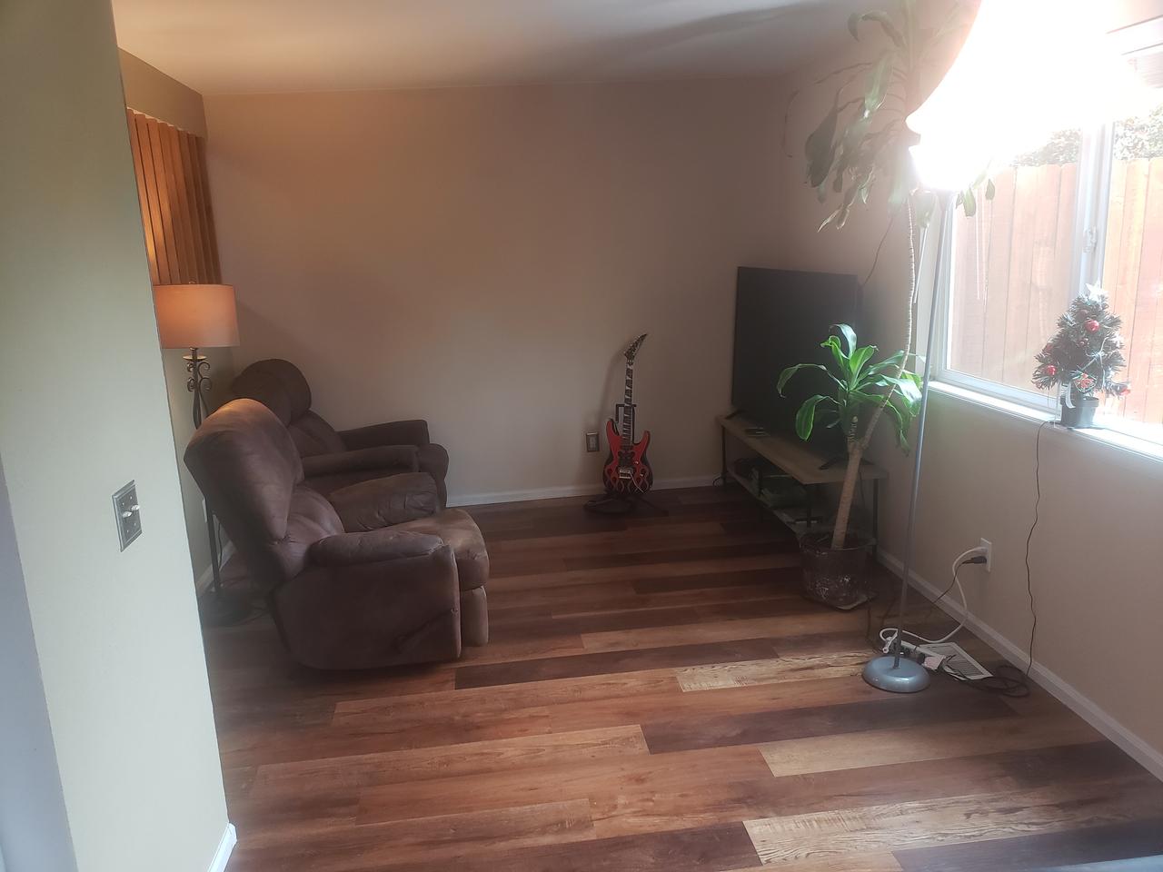 Profile photo 1 of 21