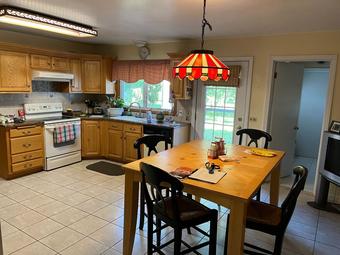 Room for rent in Shelton, CT $1100, house