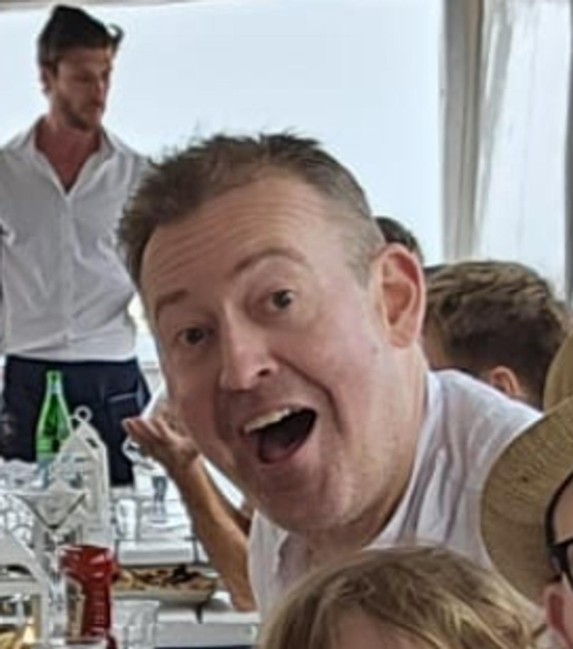 Profile photo 3 of 4