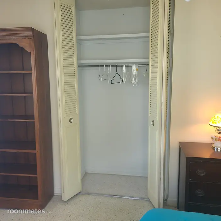 Room for rent in Merritt Island, FL $900, house