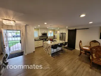 Room for rent in Santa Rosa, CA $900, house