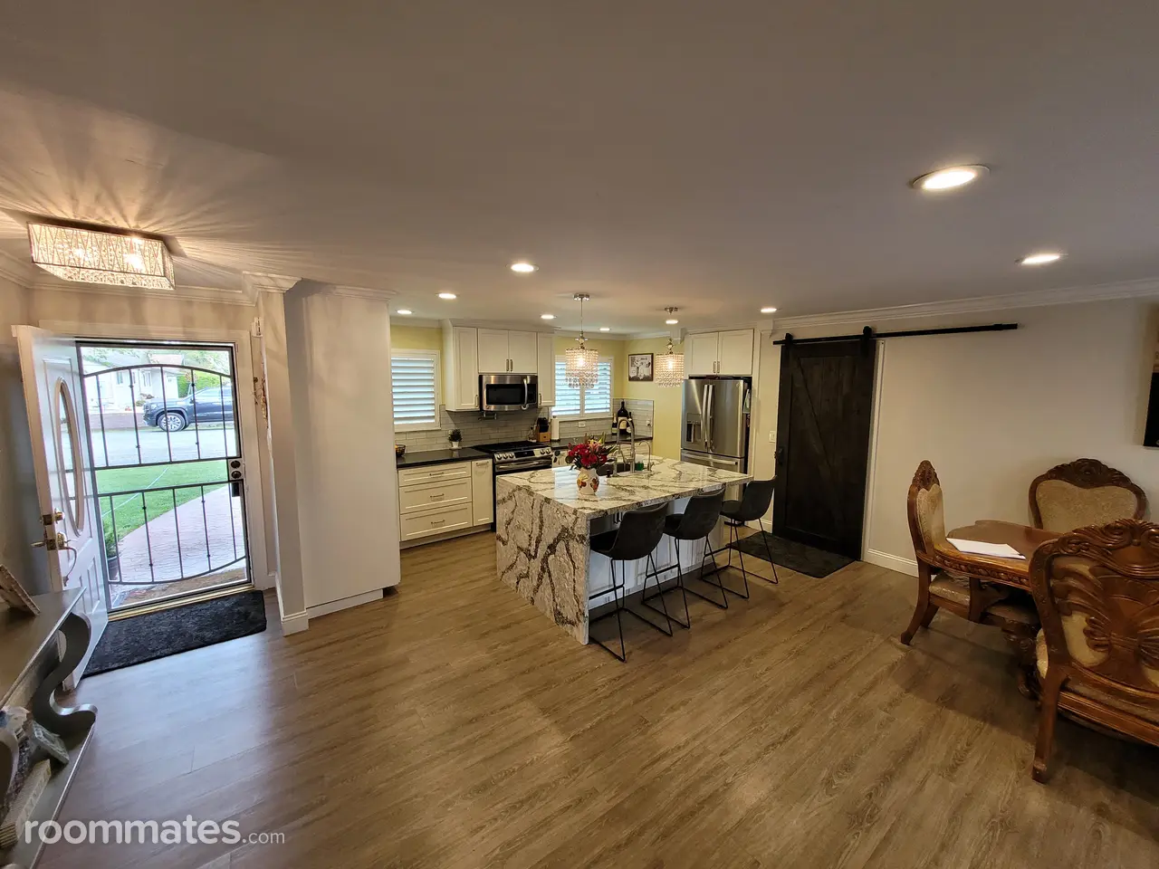 Profile photo 2 of 5