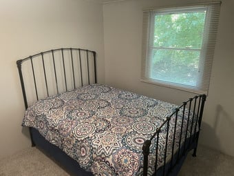 Room for rent in Berkeley, Missouri $575, house