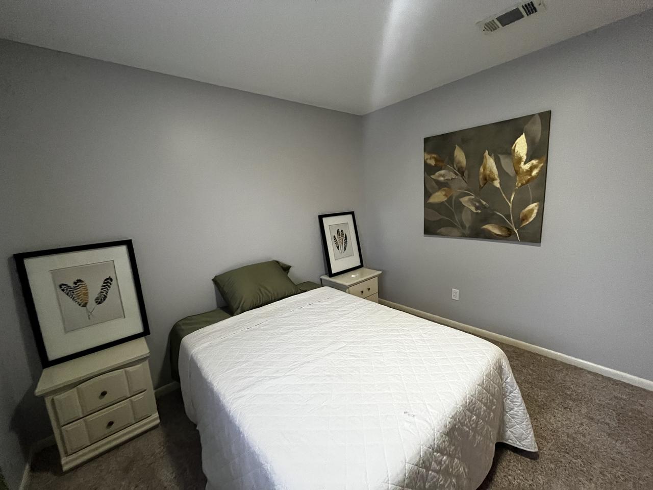 Profile photo 4 of 5