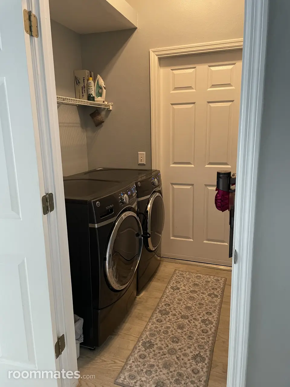 Profile photo 4 of 11