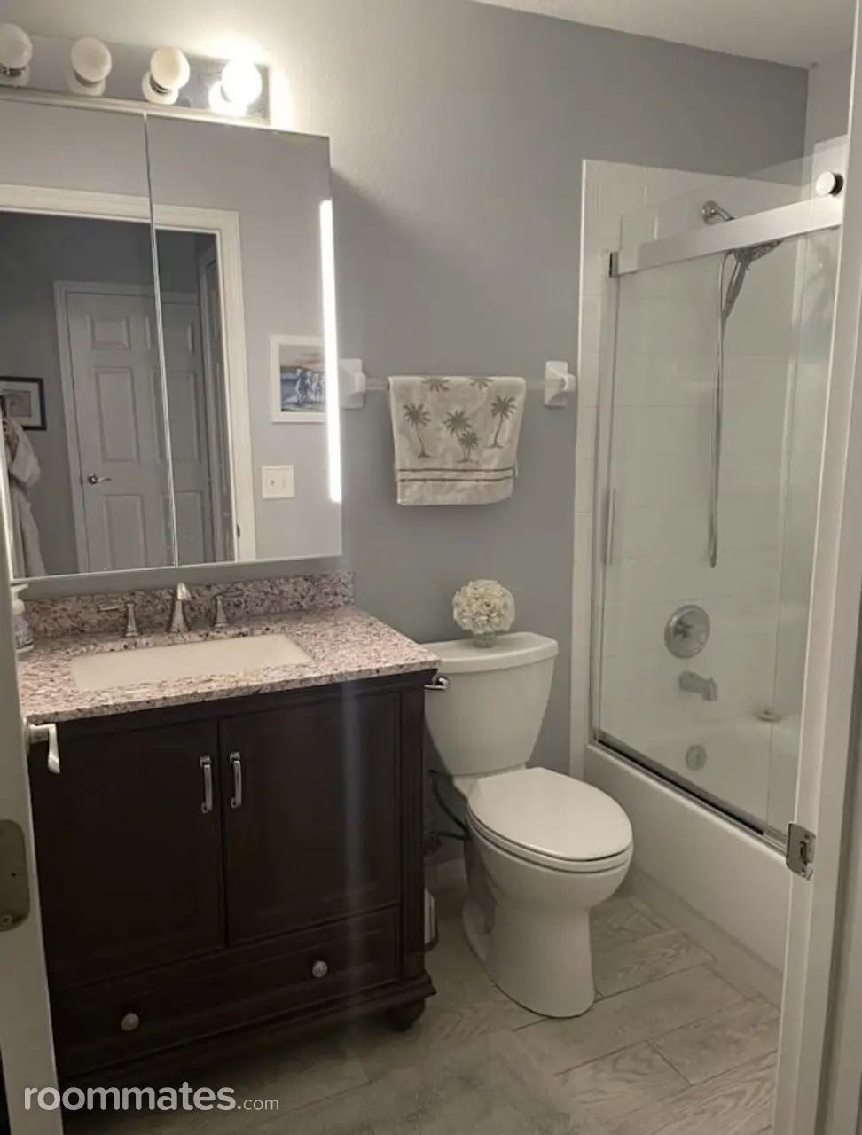 Profile photo 10 of 11