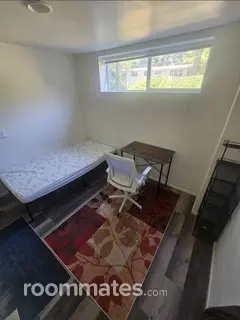 Room for rent in Bellevue, WA $875, house