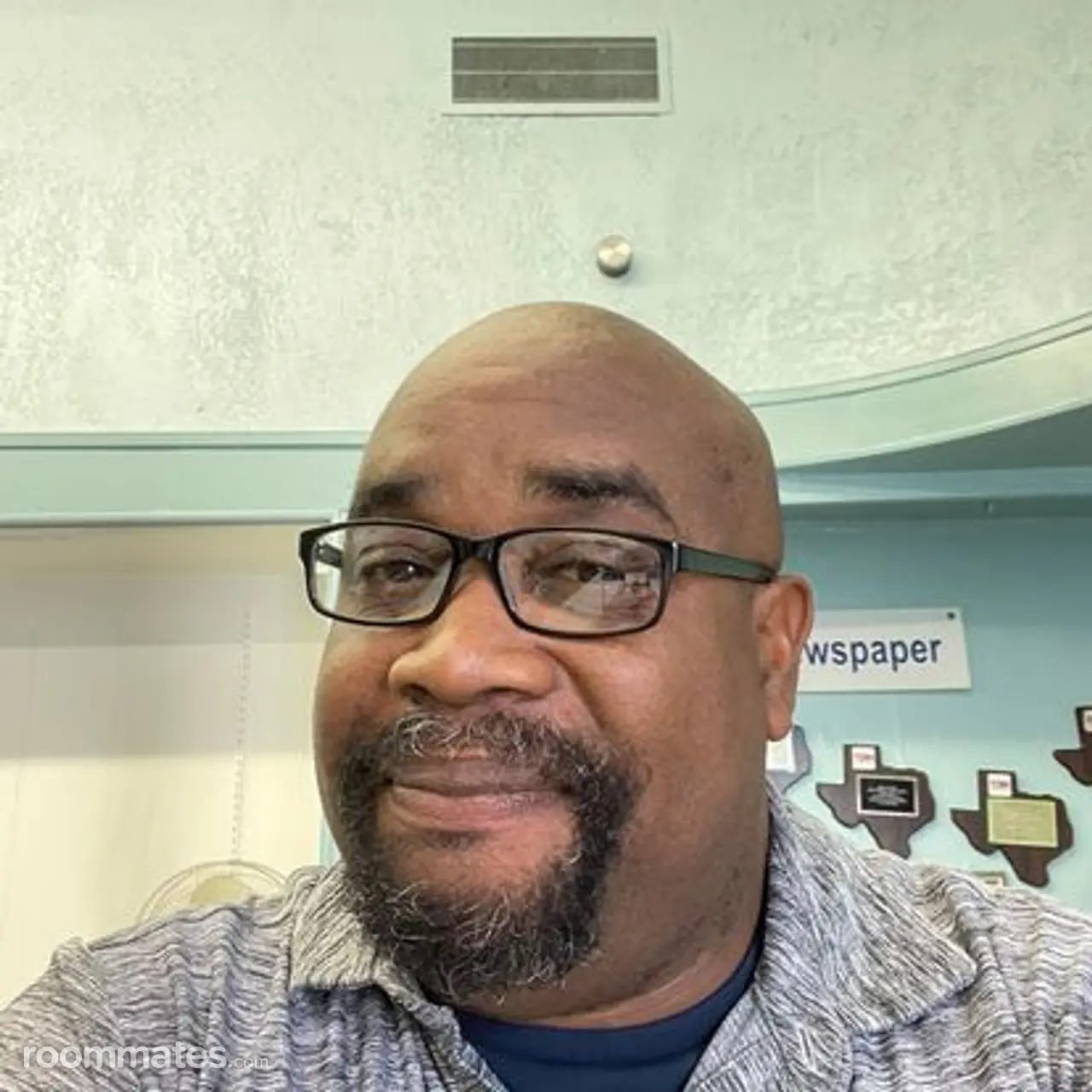 Profile photo 1 of 1