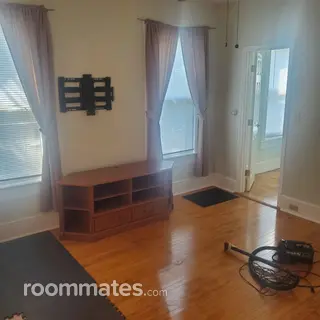 Room for rent in Nashua, NH $800, house