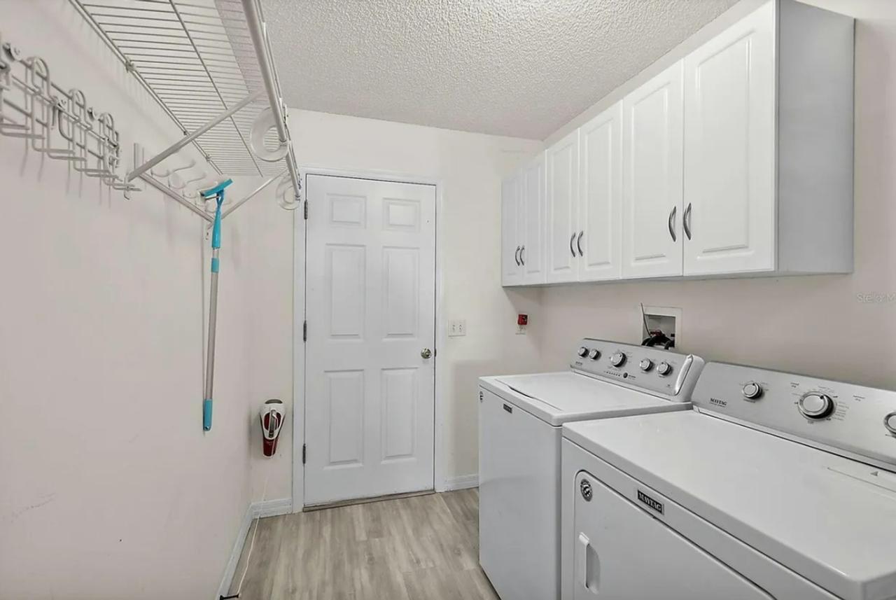 Profile photo 3 of 9