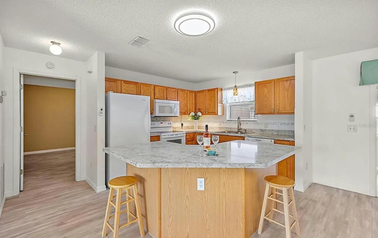 Profile photo 5 of 9