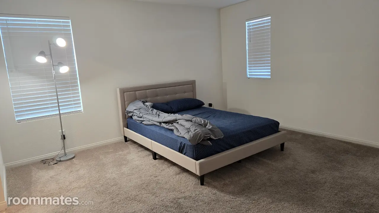 Profile photo 5 of 14