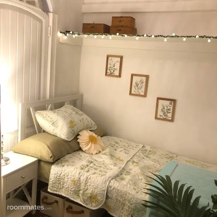 Room for rent in Hollywood, FL $750, house