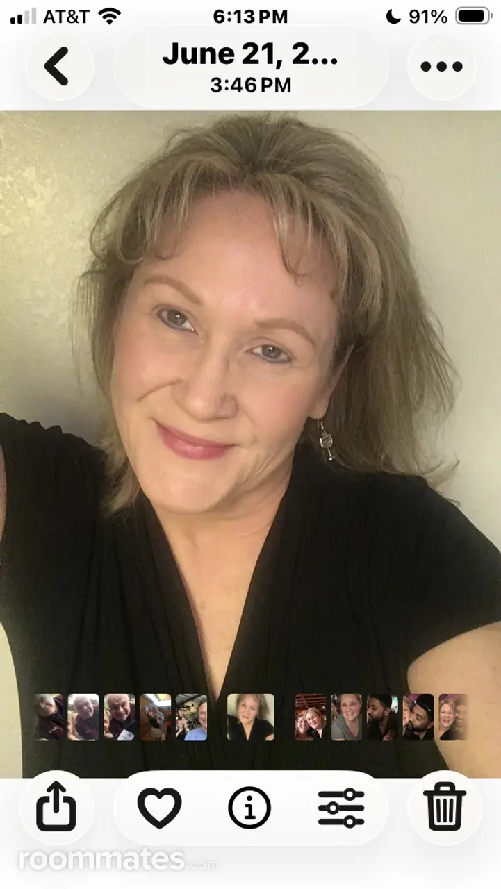 Profile photo 10 of 19