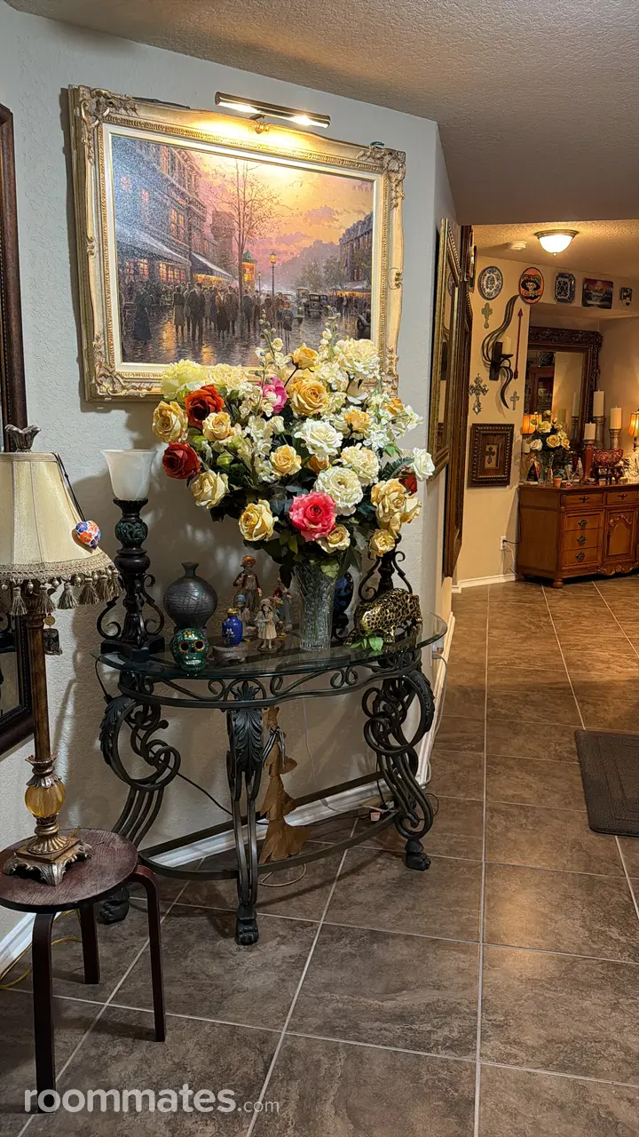 Profile photo 1 of 16