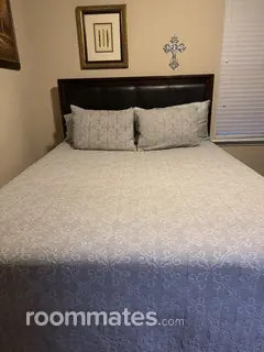 Room for rent in San Antonio, TX $800, house