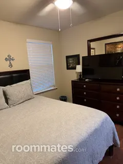 Room for rent in San Antonio, TX $800, house
