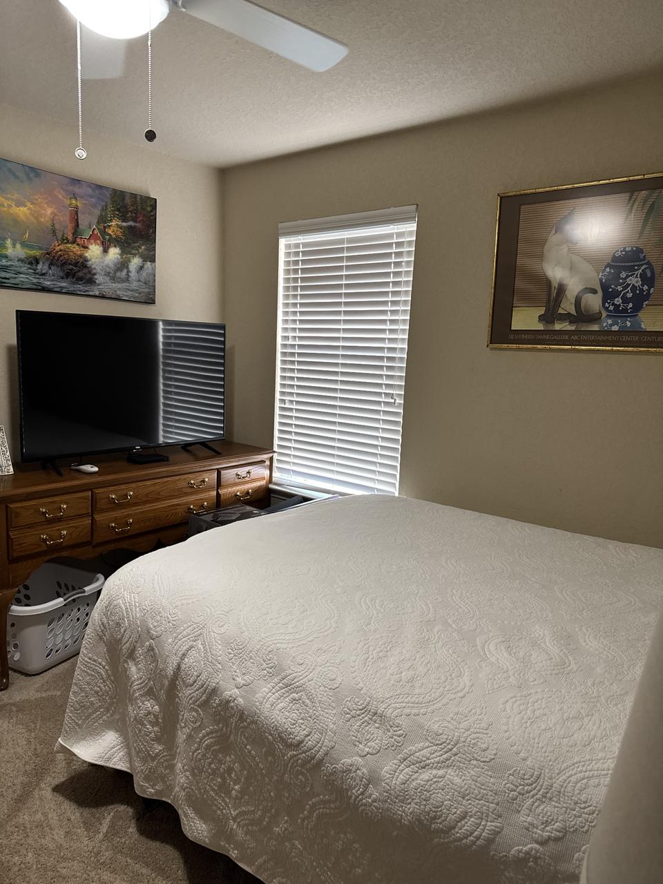 Profile photo 11 of 16