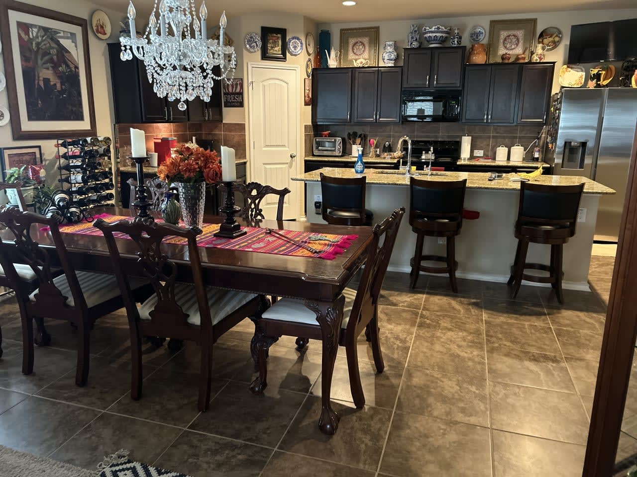 Profile photo 3 of 9